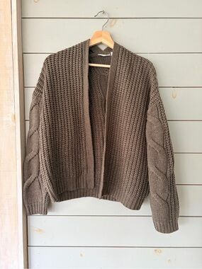 Chunky Knit Open Front Cardigan | Taupe | Cable Knit Sleeve Detail 🤎